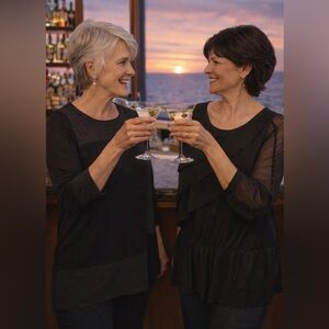 Chico’s Bundle Size M Black Travel Tops Ruffle Blouse & Easywear Tunic Vacation